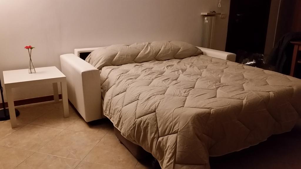 Bilocale Via Imola 4 Apartment Верона Екстериор снимка