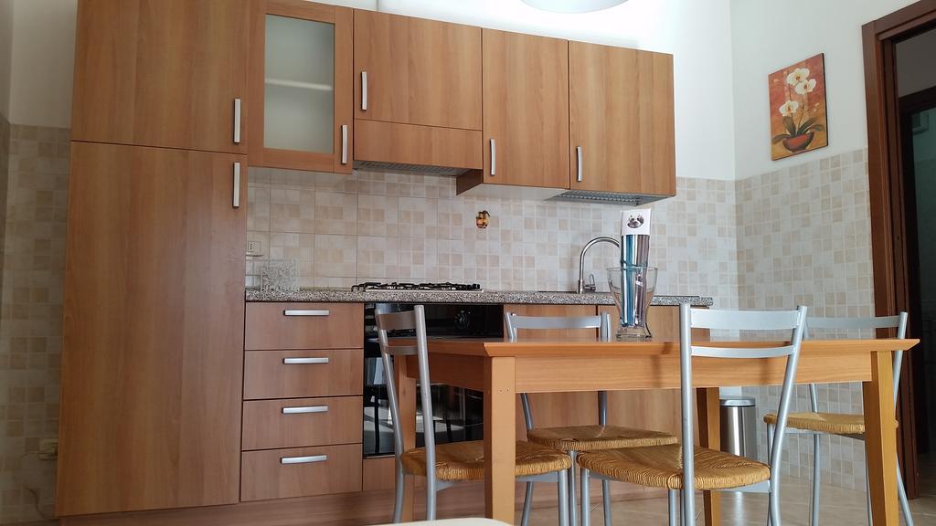 Bilocale Via Imola 4 Apartment Верона Екстериор снимка