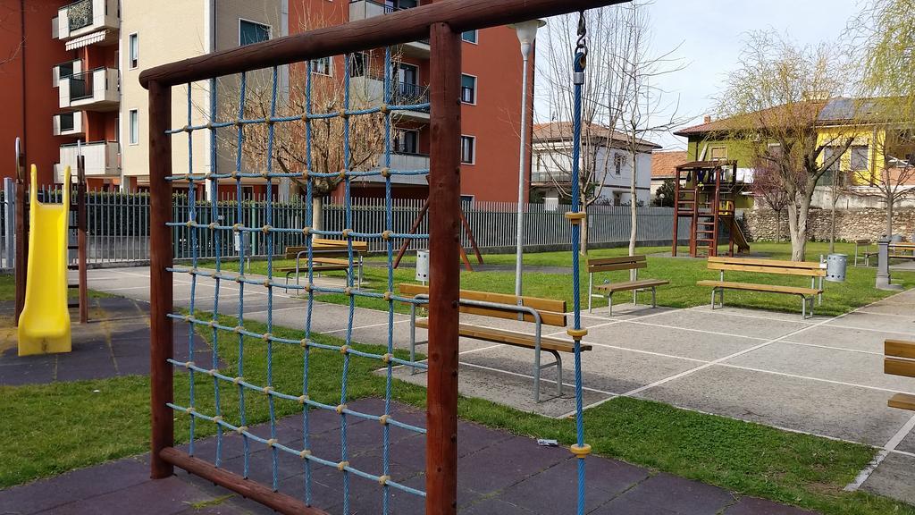 Bilocale Via Imola 4 Apartment Верона Екстериор снимка