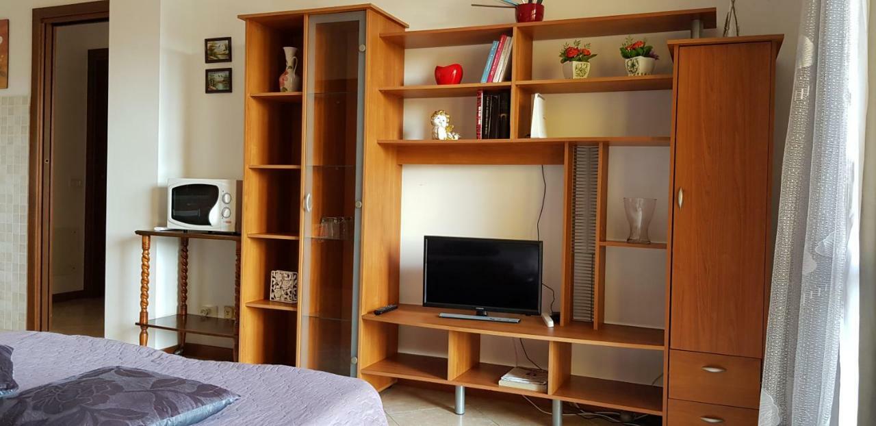Bilocale Via Imola 4 Apartment Верона Екстериор снимка